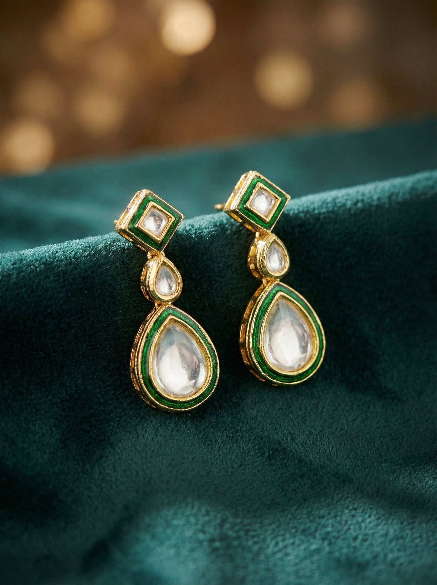 Alternate styling layout profile of Ritu Premium Kundan Necklace