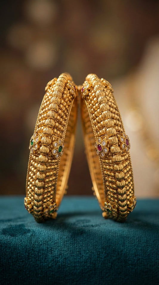 Alternate styling layout profile of Tia Rajwadi Pacheli Bangles (Openable)