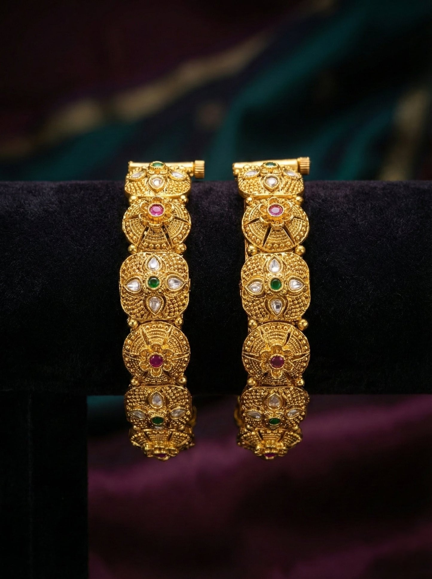 Madhu Antique Rajwadi Bangles (Openable)