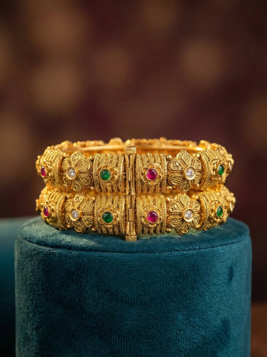 Alternate styling layout profile of Gayatri Premium Rajwadi Bangles (Openable)