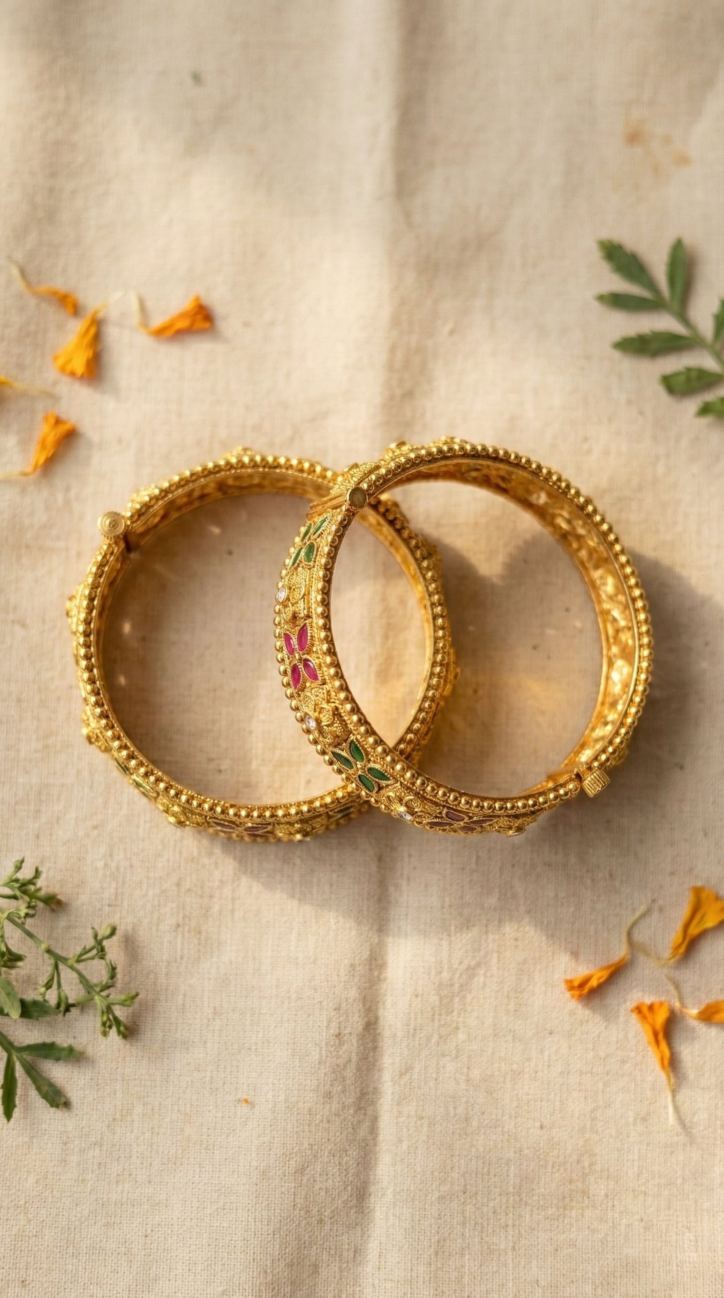 Sara Gold Look Rajwadi Bangles (Openable)