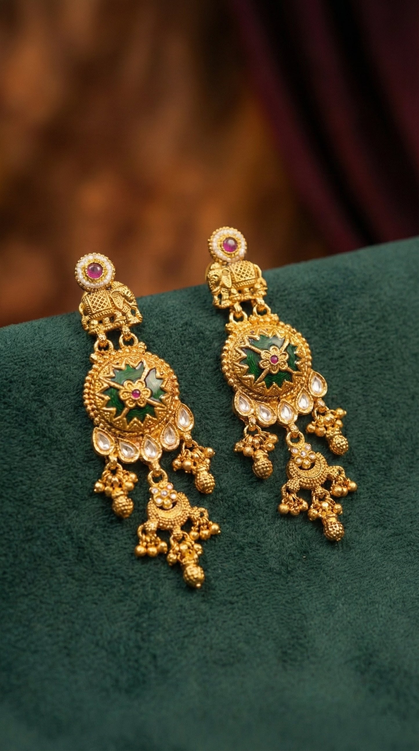 Kashvi Rajwadi Bridal Necklace Set in Antique Gold look