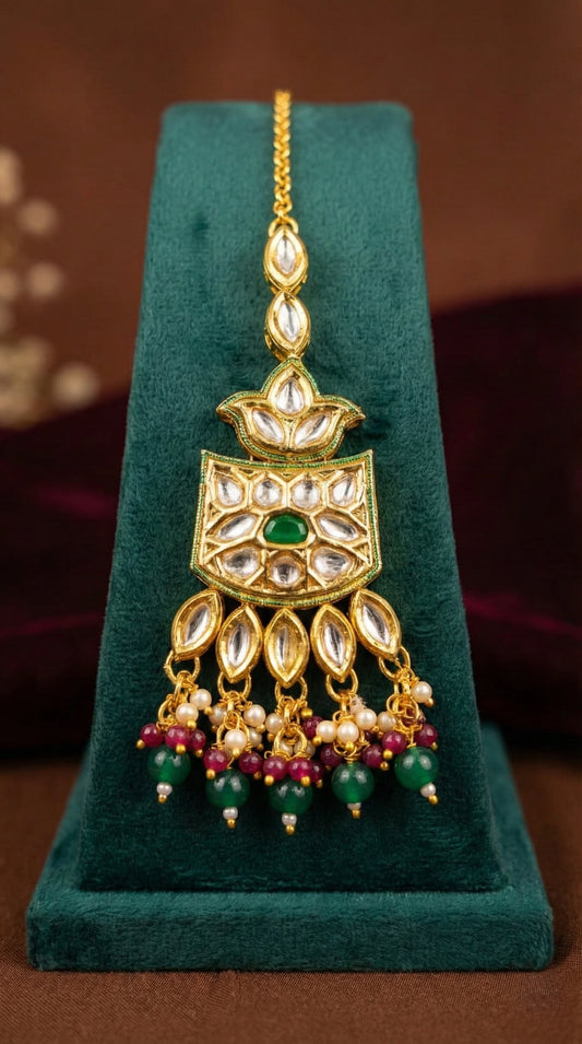 Alternate styling layout profile of Aashi Elegant Kundan Maangtika