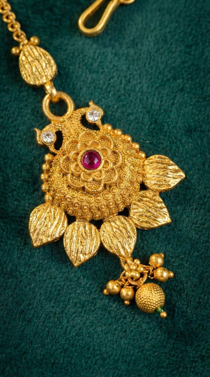 Mani Elegant Rajwadi Maangtika