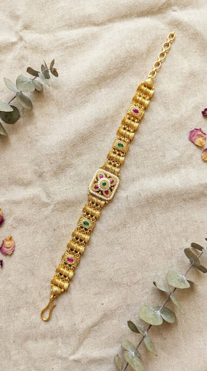 Kimi Antique Swaroski Bracelet
