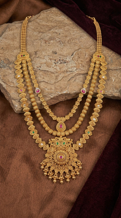 Traditional Rajwadi long necklace jewellery set worn by model