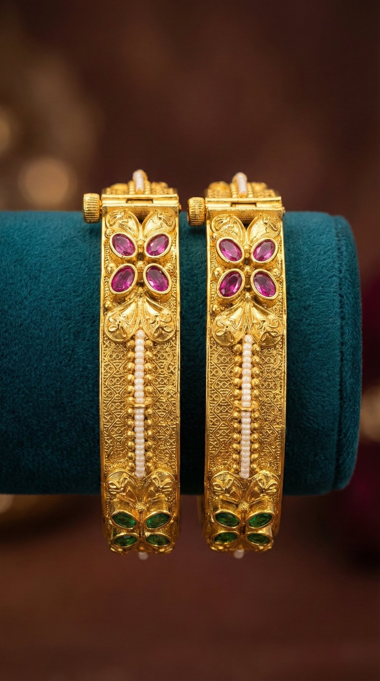 Priti Pearl Antique Bangles (Openable)