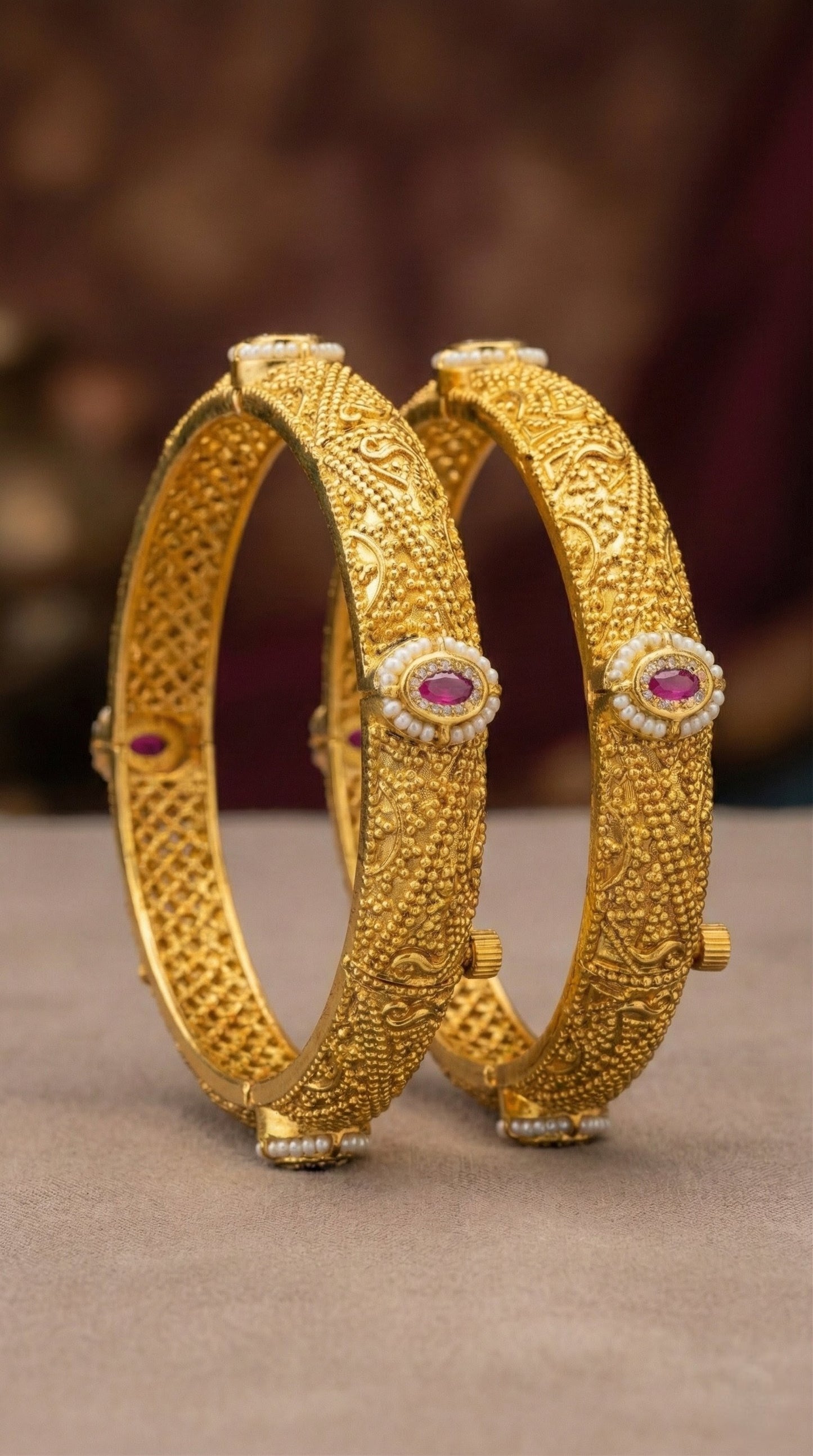 Parul Plain Gold look Swaroski Bangles (Openable)