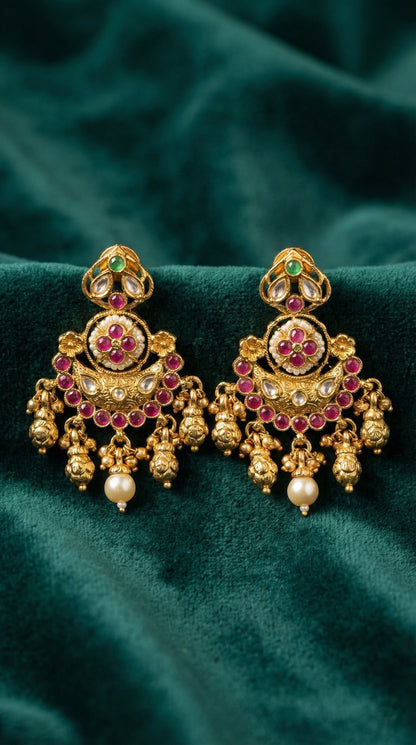 Paloma Heritage Golden look Necklace Set