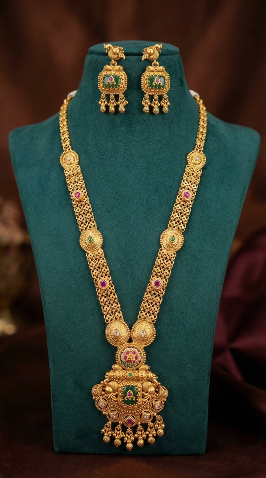 Alternate styling layout profile of Tanvika Antique Gold look Longset
