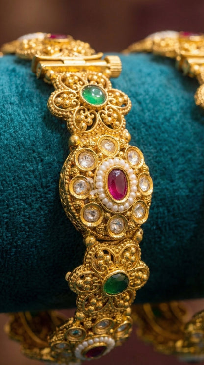 Indri Rajwadi Bangles (Openable)