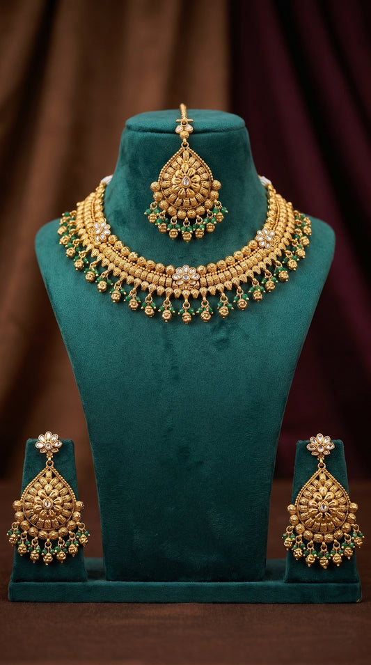 Manjusha gold look necklace set with matching earrings for women Green
