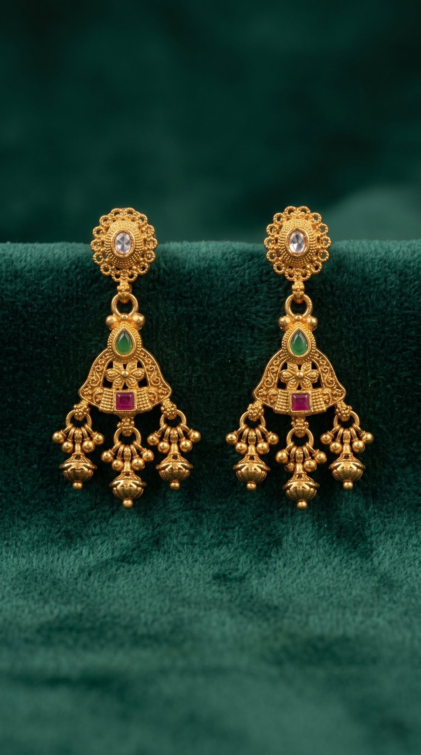 Close-up of antique gold Rajwadi long necklace set earrings