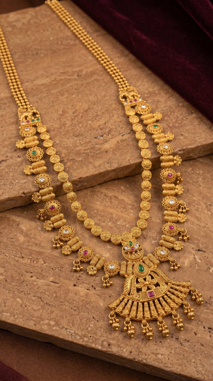 Close-up of antique gold Rajwadi long necklace set with pendant details